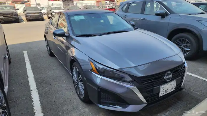 نيسان التيما 2025 SV نص فل 5