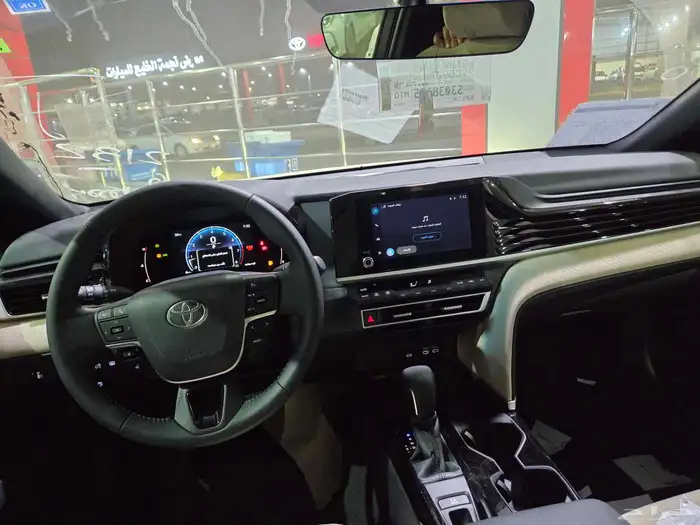 تويوتا كامري ال اي 2025 بنزين 6