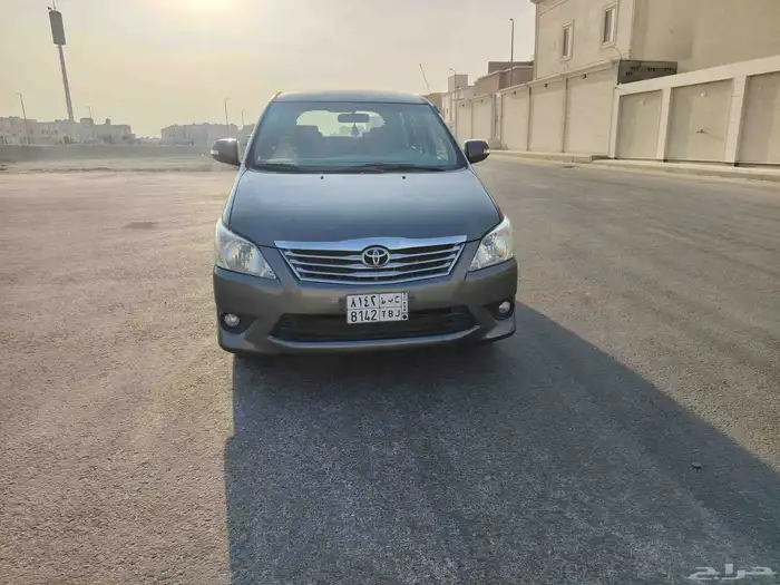 تويوتا انوفا 2013 0