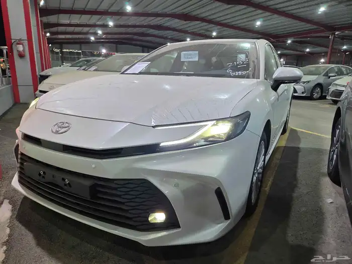 تويوتا كامري ال اي 2025 بنزين 0