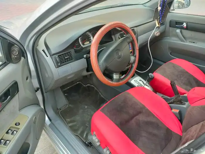 سياره ابترا. 2011 3