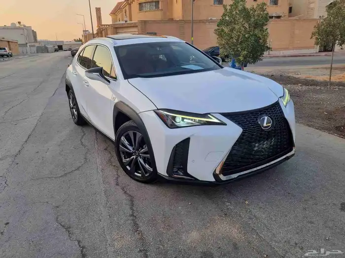 لكزس 2020 يو اكس UX 6