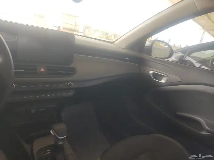 سياره للتنازل كيا k3 موديل 2024 4