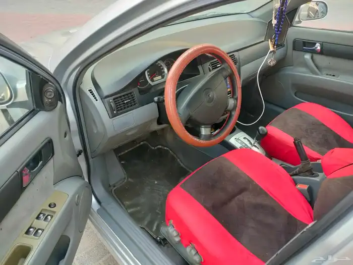 سياره ابترا. 2011 4