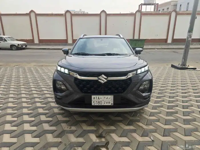 سزوكي فرونكس 2024 ماشيه 8500k فقط 1