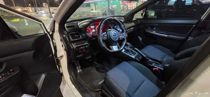 سوبارو WRX 2016 نظيفة 5