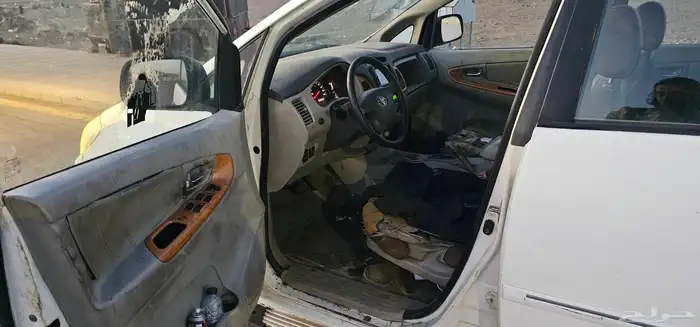 انوفا 2010 للبيع 10