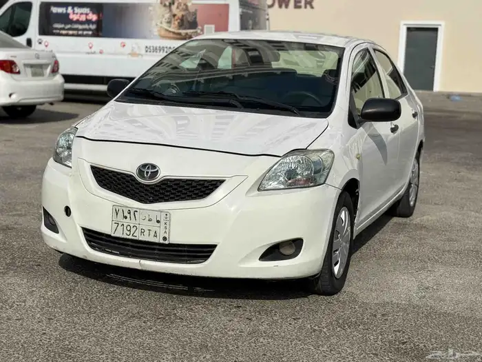 تويوتا يارس قير عادي Toyota Yaris manual transmission 200 2