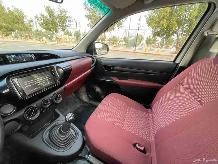 تويوتا هايلوكس 2023 GL سعودي 11