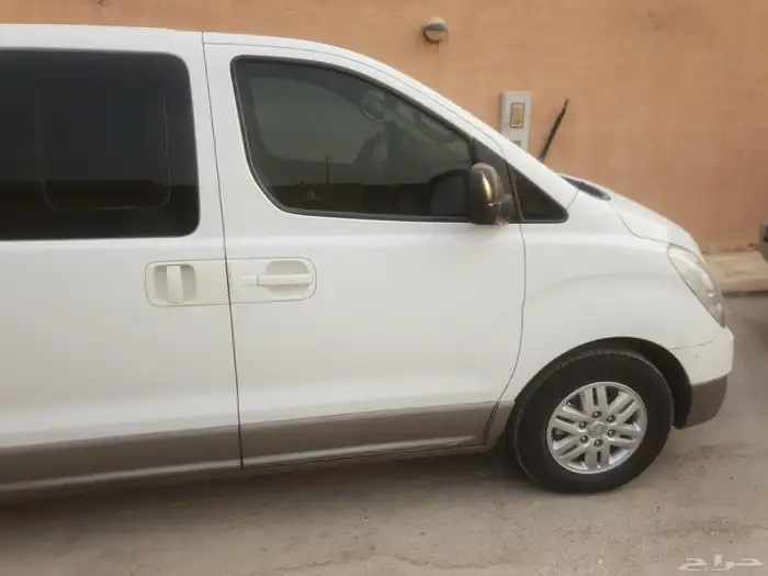 هيونداي إتش 1 2