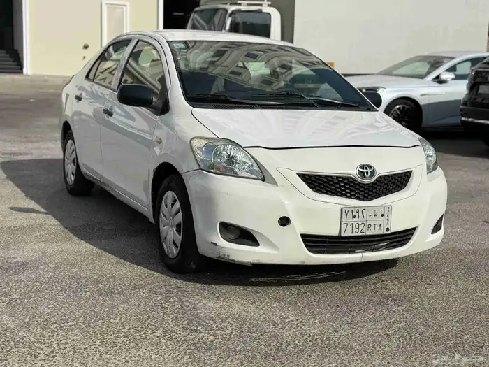 تويوتا يارس قير عادي Toyota Yaris manual transmission 200 5