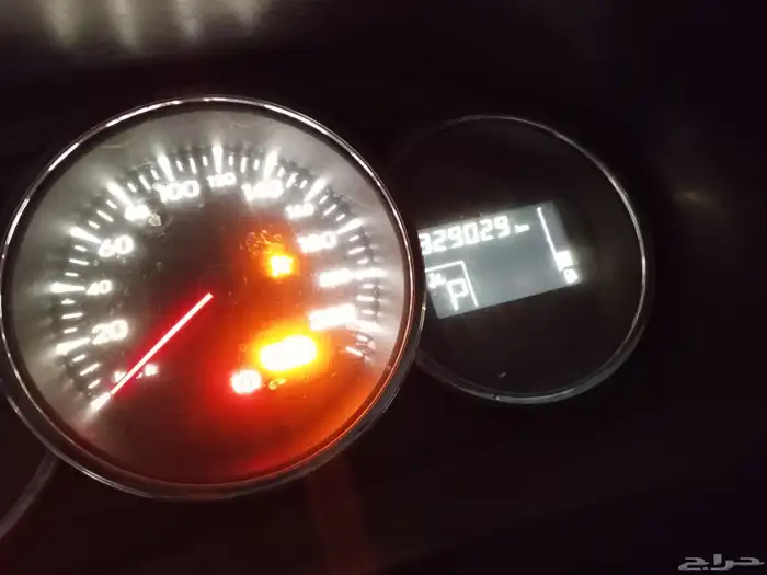 سياره رينو فلوانس 8