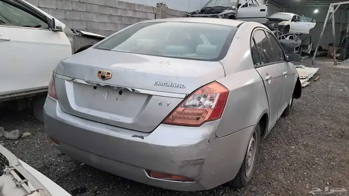 للبيع قطع غيار مستعمله جلي 7 تماتيك 0