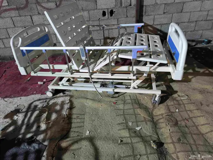 سرير طبي كهربائي 0