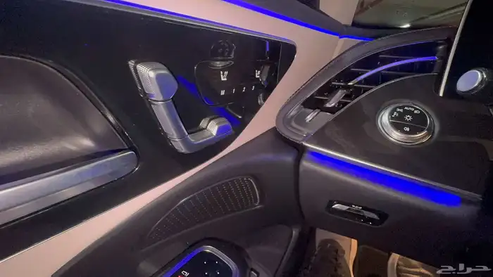 مملوكة لدي العصيمي قيد الشحن مرسيدس E200 2025 16