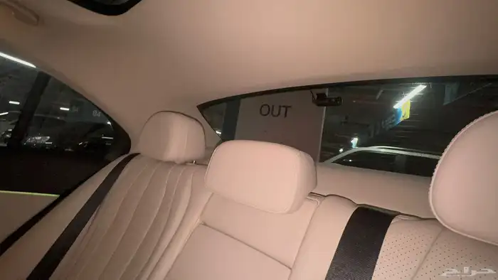 مملوكة لدي العصيمي قيد الشحن مرسيدس E200 2025 15