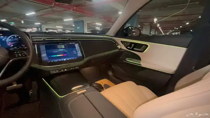 مملوكة لدي العصيمي قيد الشحن مرسيدس E200 2025 11