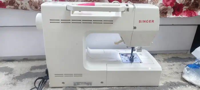 مكينة خياطة و تطريز سنجر إلكتروني 3