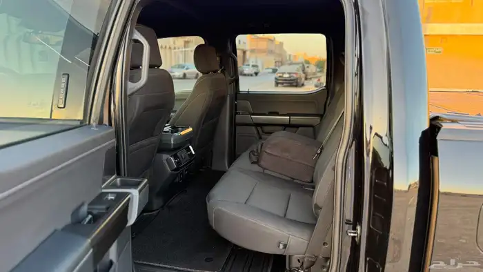فورد 2021 F150 غمارتين V8 دبل وكاله للبيع 14