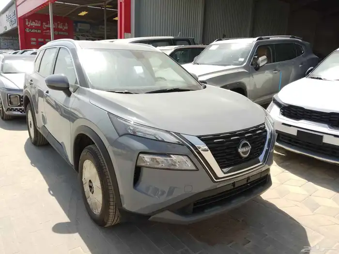 نيسان اكس تريل استاندر 2026 7 مقاعد بدون دبل كاش واقساط 2