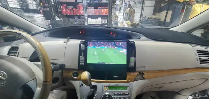 شاشه تايوتاء بريفيا 2012 3