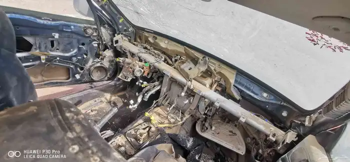 سوبارو لجاسي 2006 8