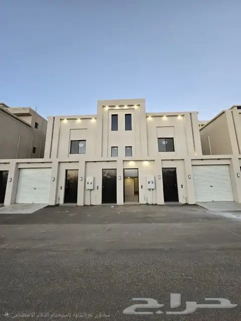 للبيع روف علوي مع ملحق تشطيب راقي 8غرف مخطط هيف 650الف 0