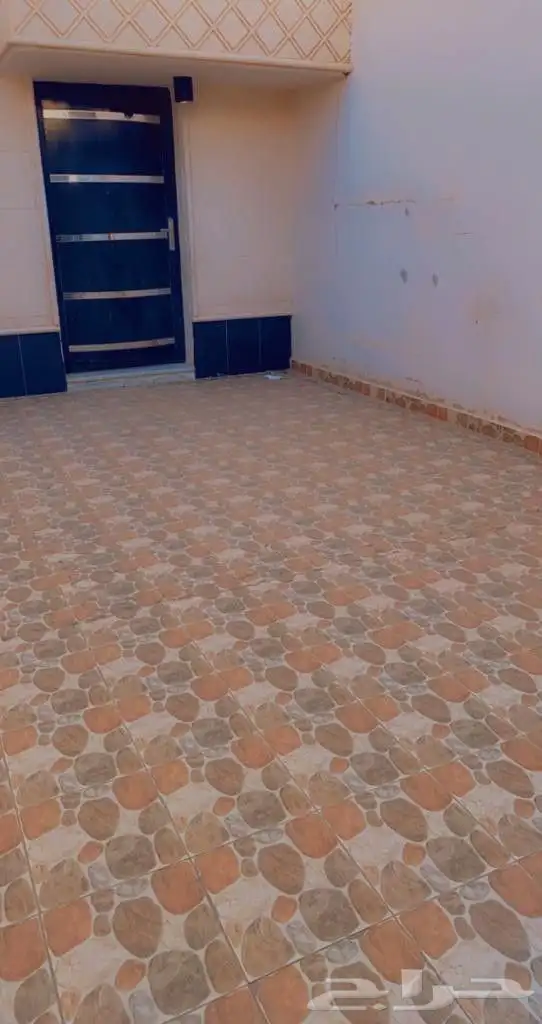 للبيع وحده شقة علوية نظيفة الناصرية الصندوق العقاري بريده 7