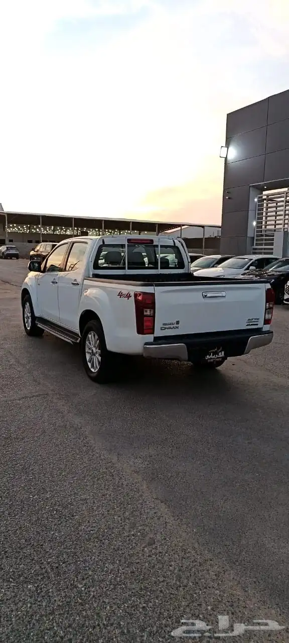 ايسوزو ديماكس موديل 2020عداد28الف ديزل 2