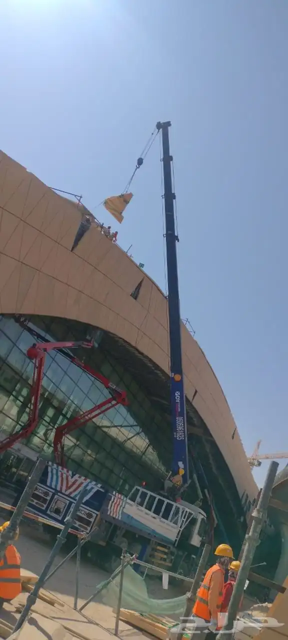 للإيجار بوم تراك 15 طن موديل كرين 2022 موديل سياره 2013 4