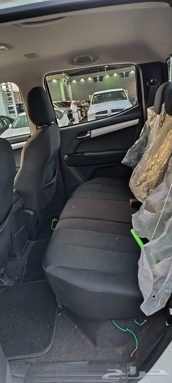 ايسوزو ديماكس موديل 2020عداد28الف ديزل 6