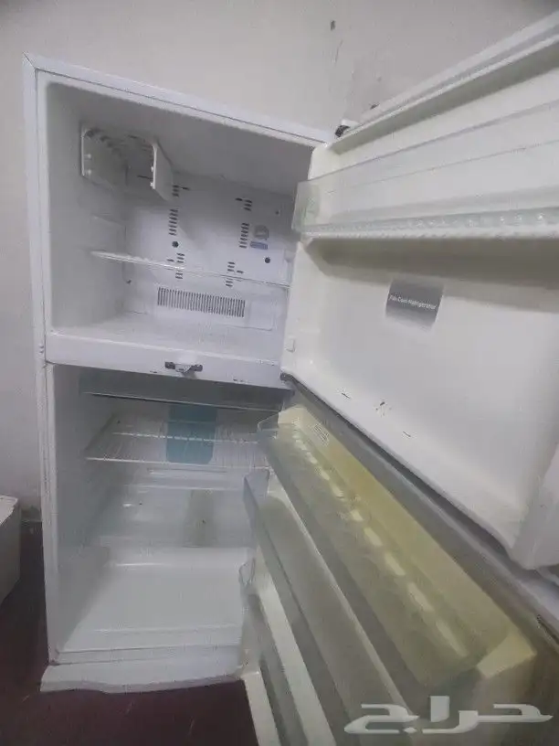 ثلاجة توشيبا للبيع 2