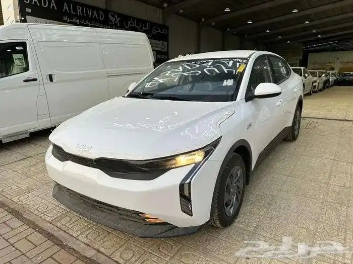 كيا K3 استاندر موديل 2025 عروض حصرية بالكاش والاقساط 3