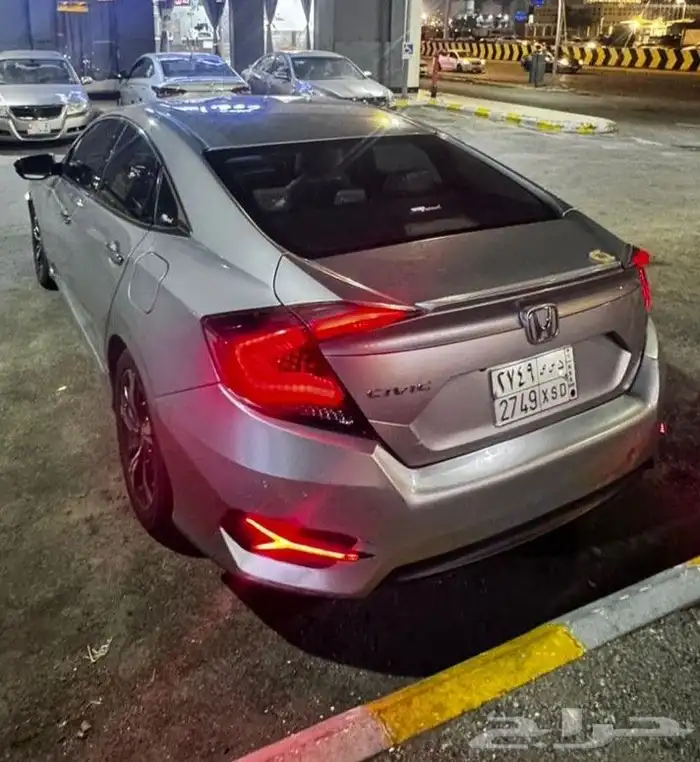 هوندا سيفيك 2018 نص فل ممشي السياره 200 الف قير اوتاميتك مجد 4