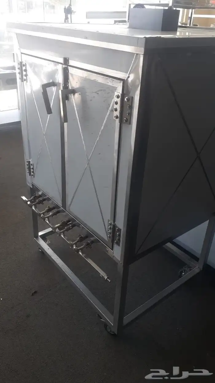 تفيصل استيل وافرام وطاولات ومداخن استيل ومطاعم 4