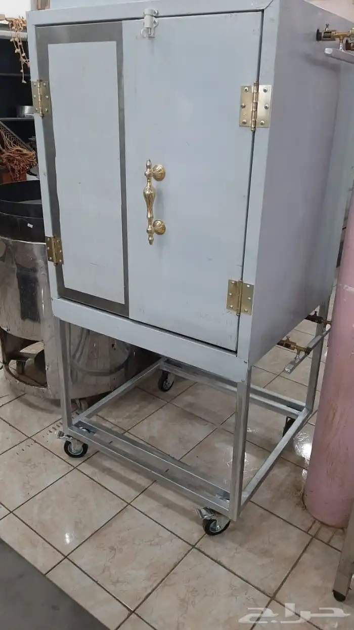 تفيصل استيل وافرام وطاولات ومداخن استيل ومطاعم 9