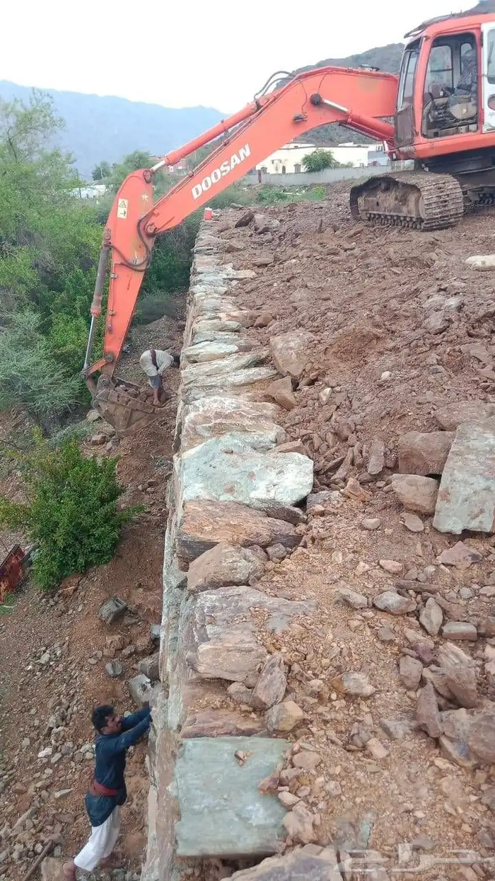 مقاول بنيان حجر وقص اراضي 0