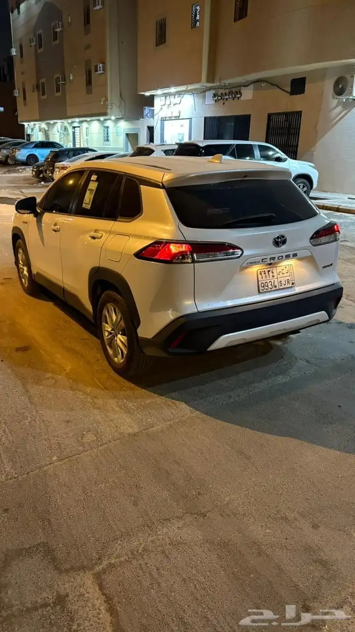 كرولا كروس 2023 2