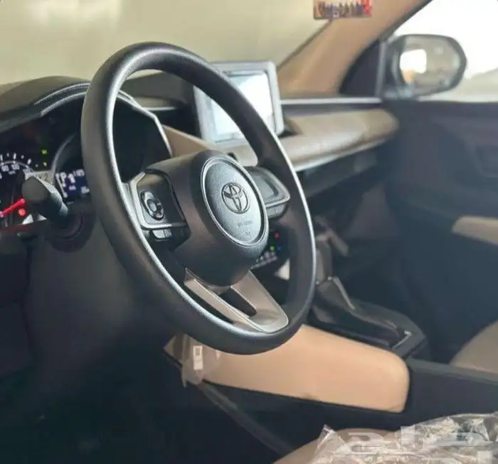 تويوتا يارس Y ستاندر 2026 متوفر بالاقساط 2