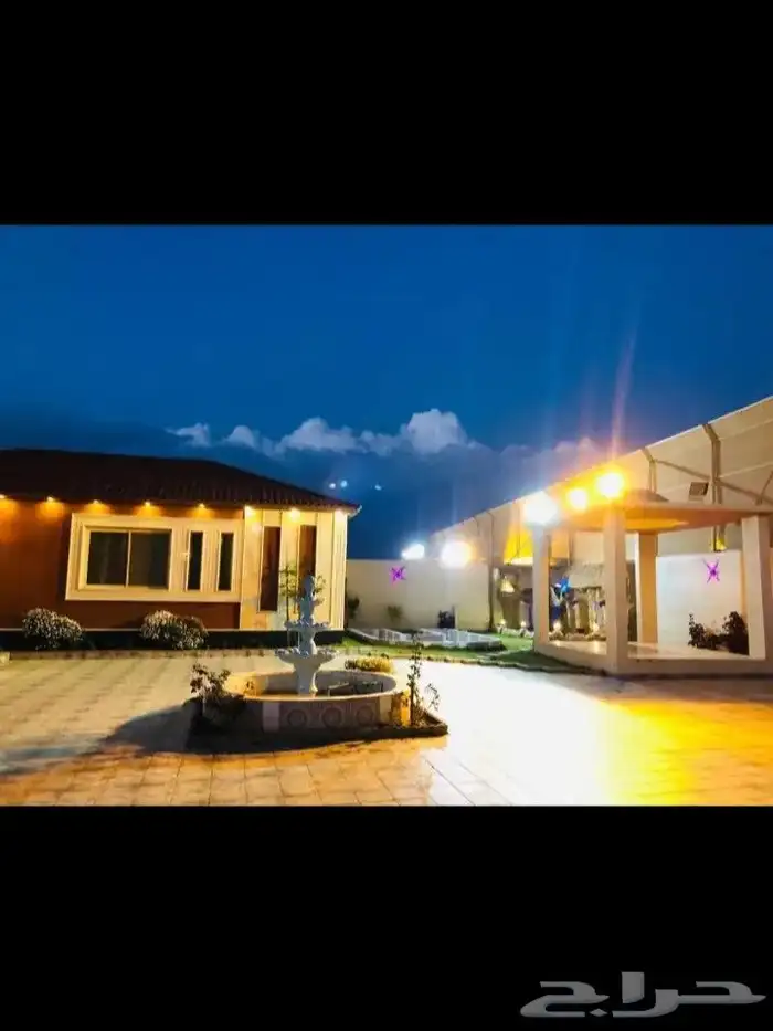 استراحة للبيع او الاستثمار بابها قرب المطار مساحة2000 0