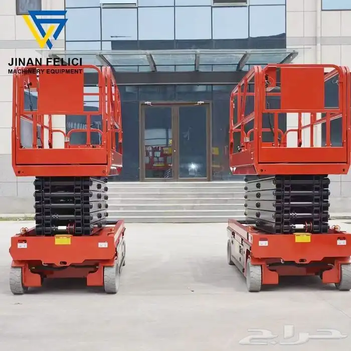 سقالات كهربائيه رافعات مقصيه رافعات عمال سيزرلفت للايجار 7