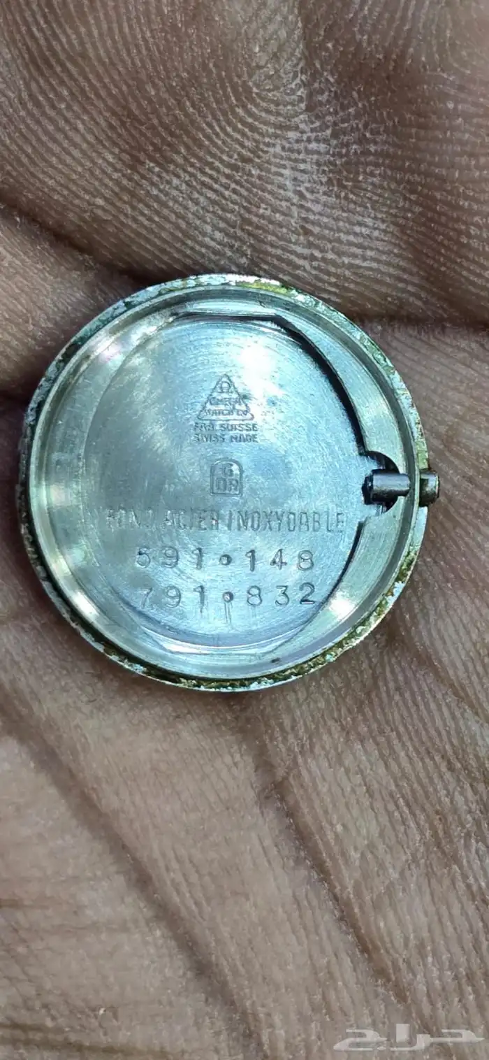 للبيع ساعه اوميغا نساي صغير 5