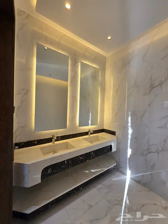 للبيع دور أرضي 6غرف بحوش ومدخل سياره من550 ألف طريق الثمانين 11