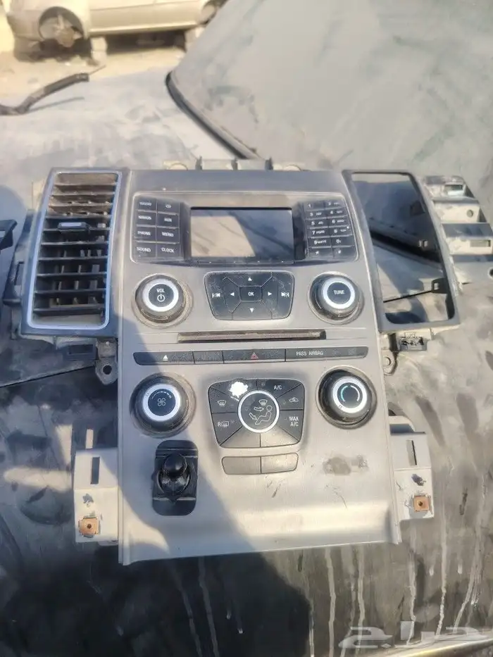 ديكورات مسجل فورد تورس 2015 1