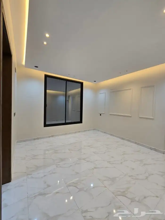 للبيع دور أرضي 6غرف بحوش ومدخل سياره من550 ألف طريق الثمانين 15