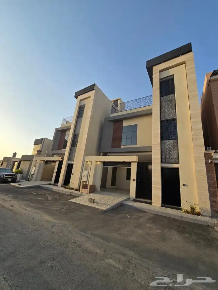 للبيع أدوار ارضيه 6غرفVIPحوش مدخل سياره580ألف مقابل نادي ضمك 0