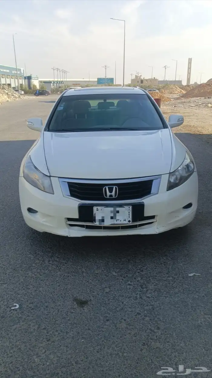 للبيع هوندا اكورد موديل 9 0