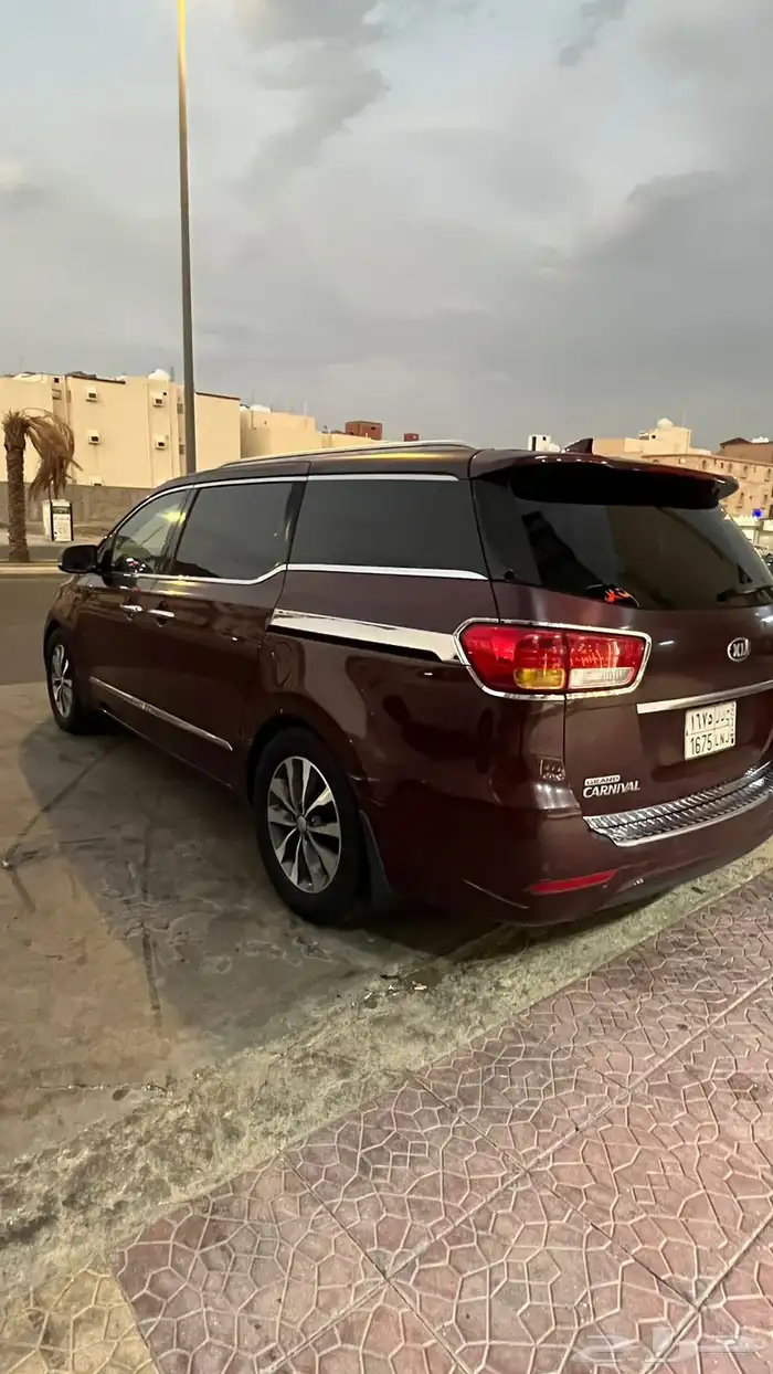 kia carnival 2016 1