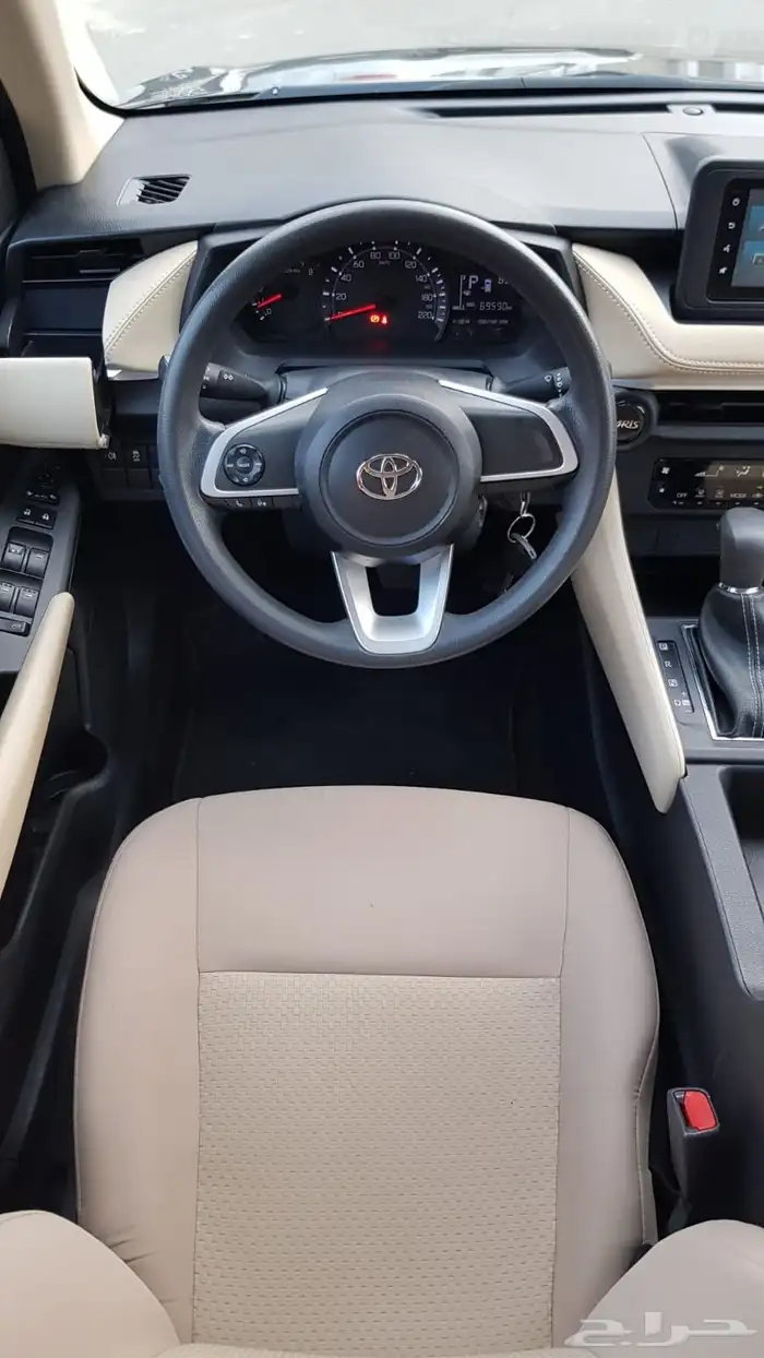 تويوتا يارس 2023 12