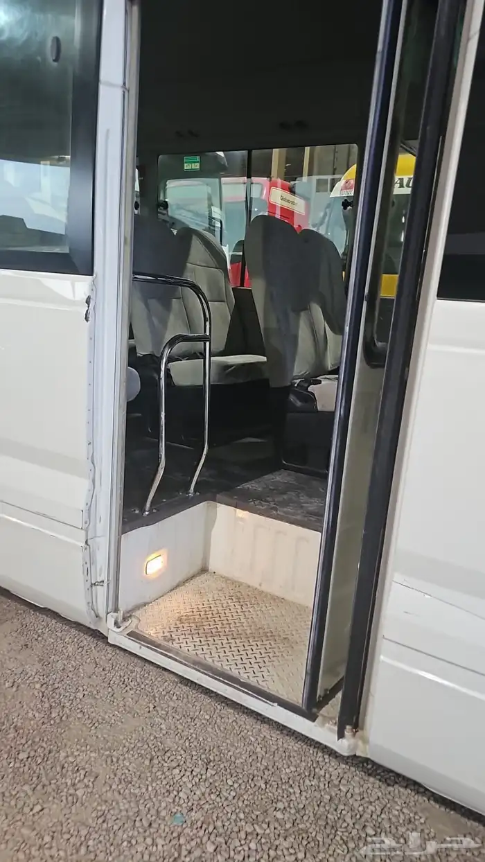 باص تويوتا كوستر موديل 2019 7